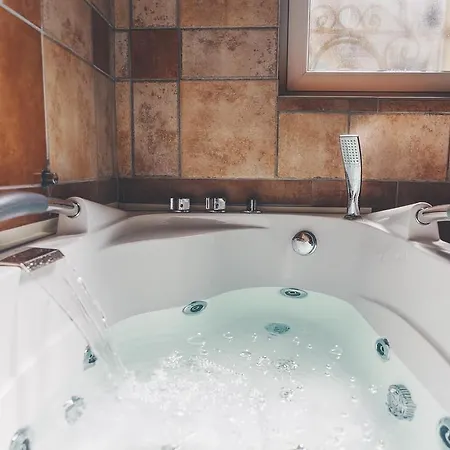 Ben Akiba Luxury Bělehrad