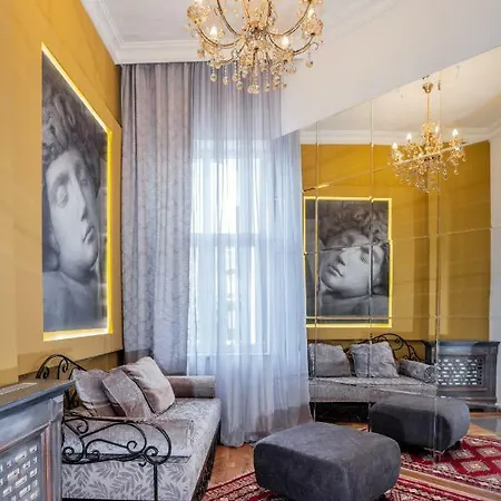 Ben Akiba Luxury Apartmán *